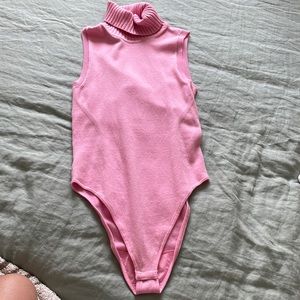 Everlane sleeveless turtle neck bodysuit